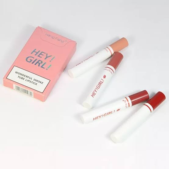 4-in-1 Trending Lipstick Set – Cigarette-Shaped Matte Lipsticks, Long-Lasting, Easy to Apply, Non-Sticky & Fade-Resistant Lip Gloss for Makeup Lover3133987